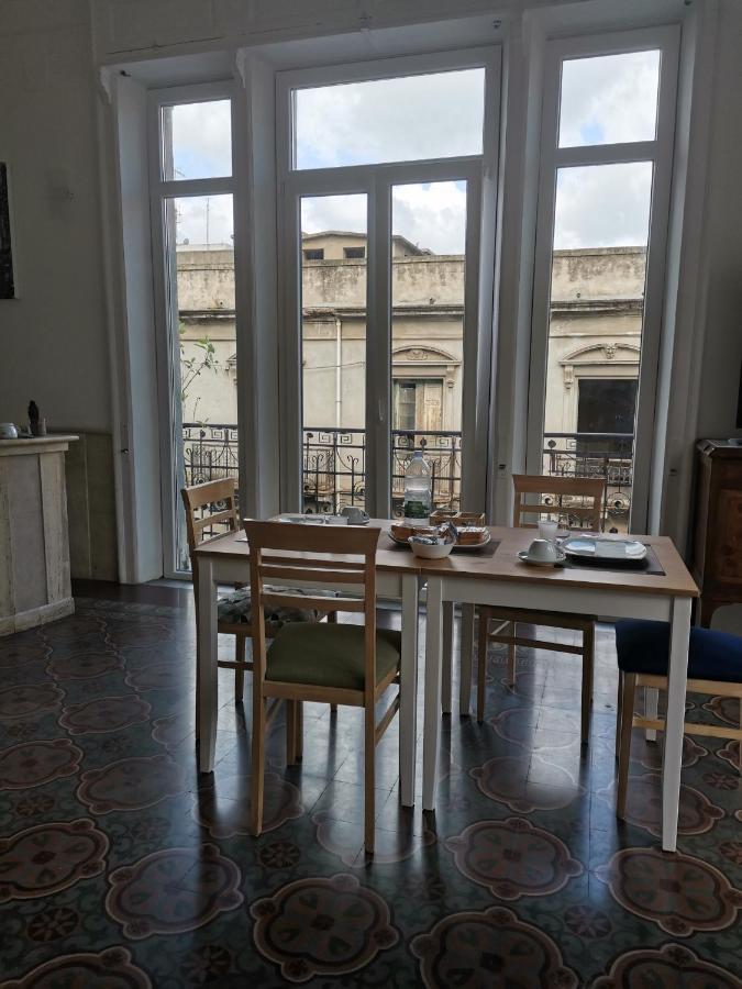 Ace Rooms Vsg Villa San Giovanni Exterior photo